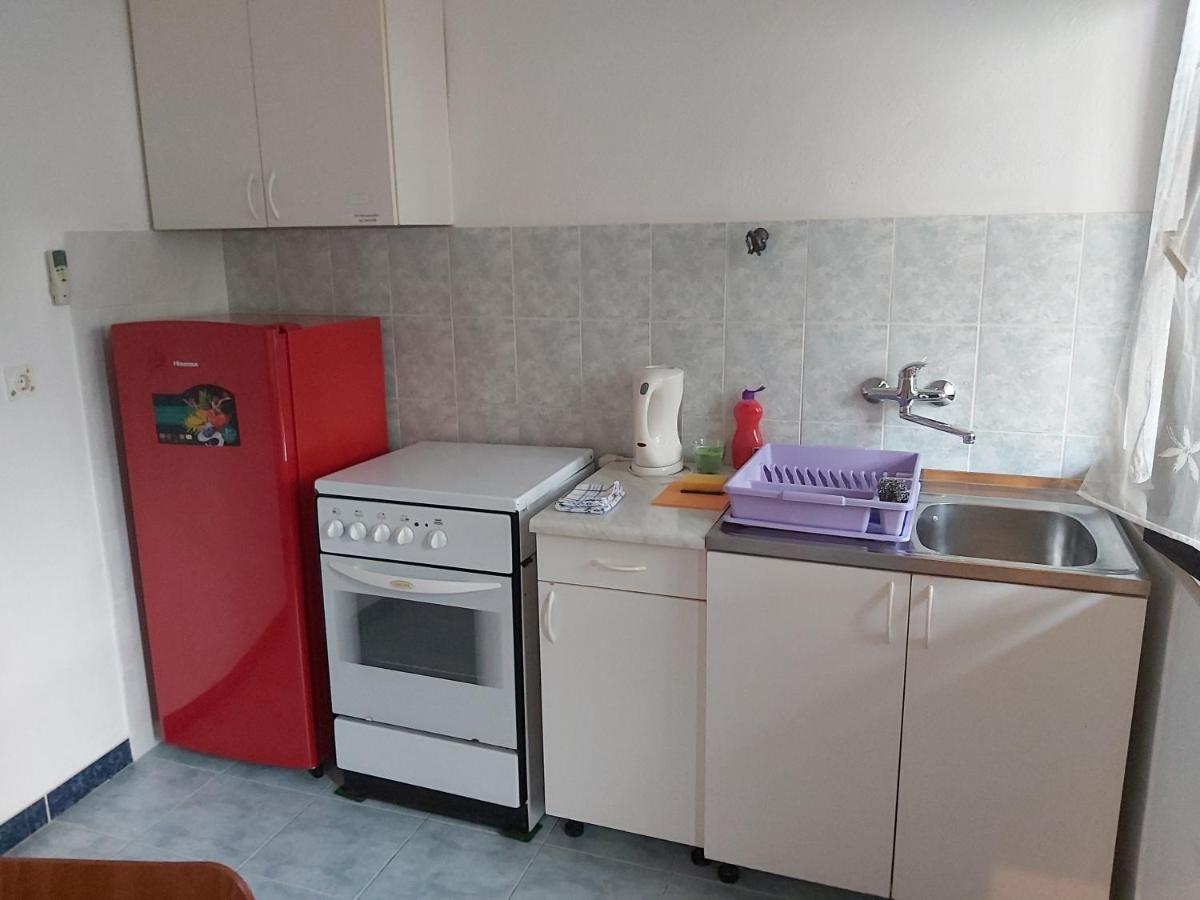 Apartamento Apartman Janja Bol Exterior foto